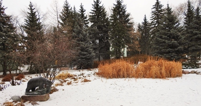 Walking Around Assiniboine&nbsp;Park
